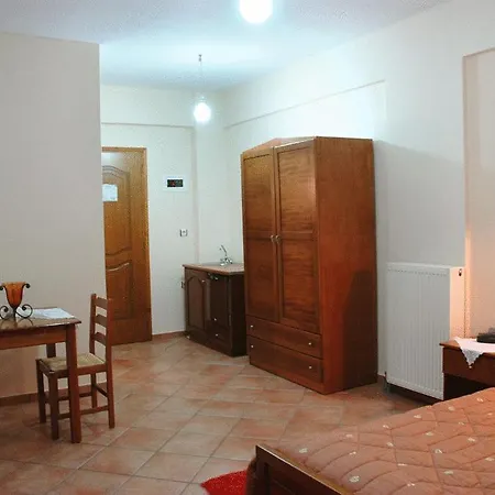 Aroanios Hotel